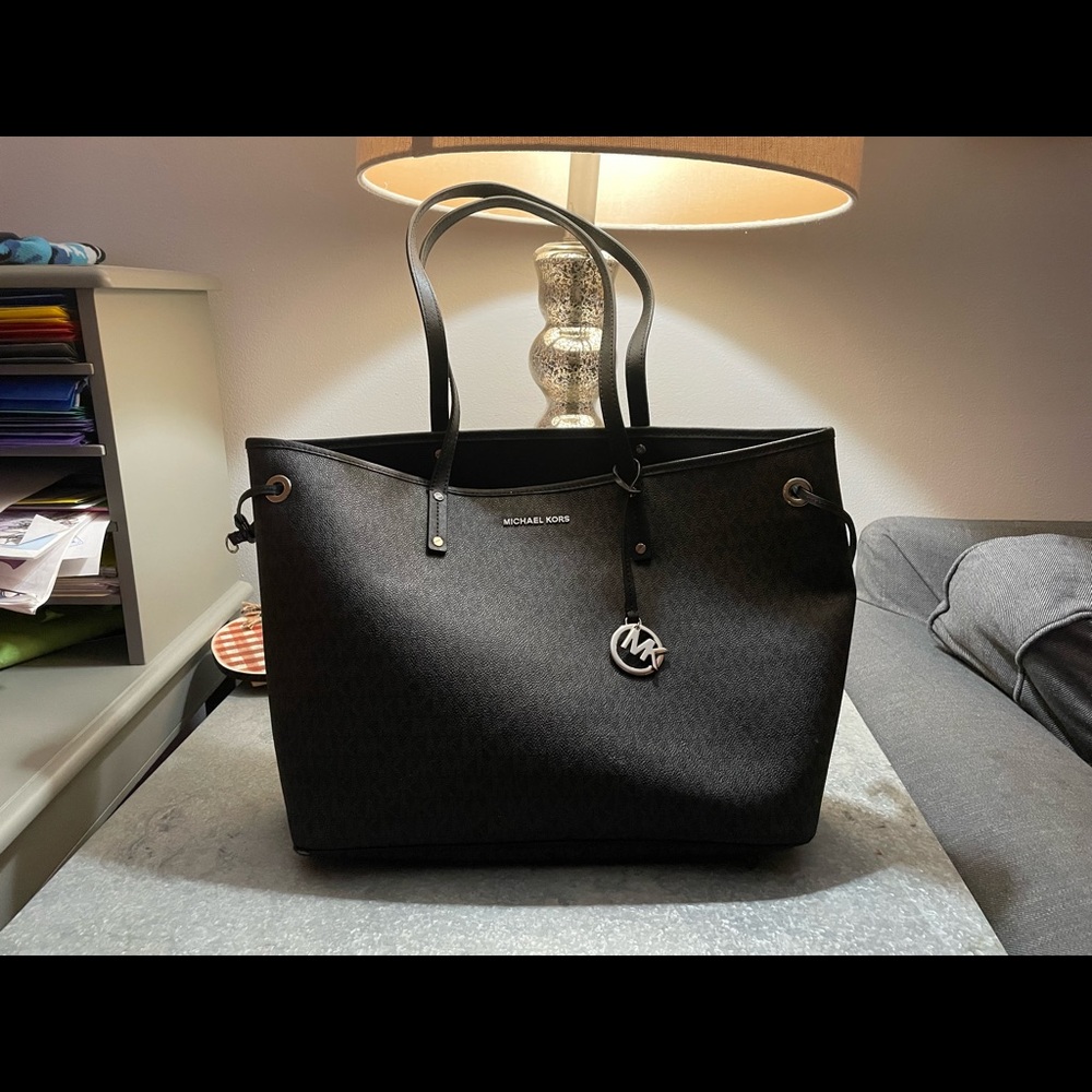 MK large tote
